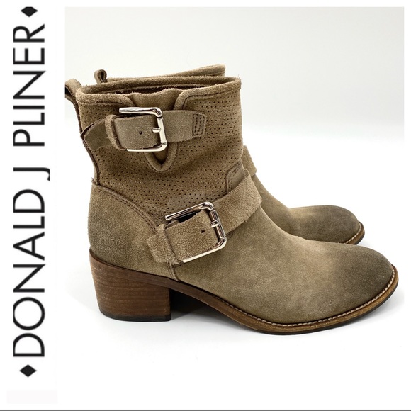 💕SALE💕 Donald J Pliner Taupe Suede Buckle Boots - Picture 4 of 8